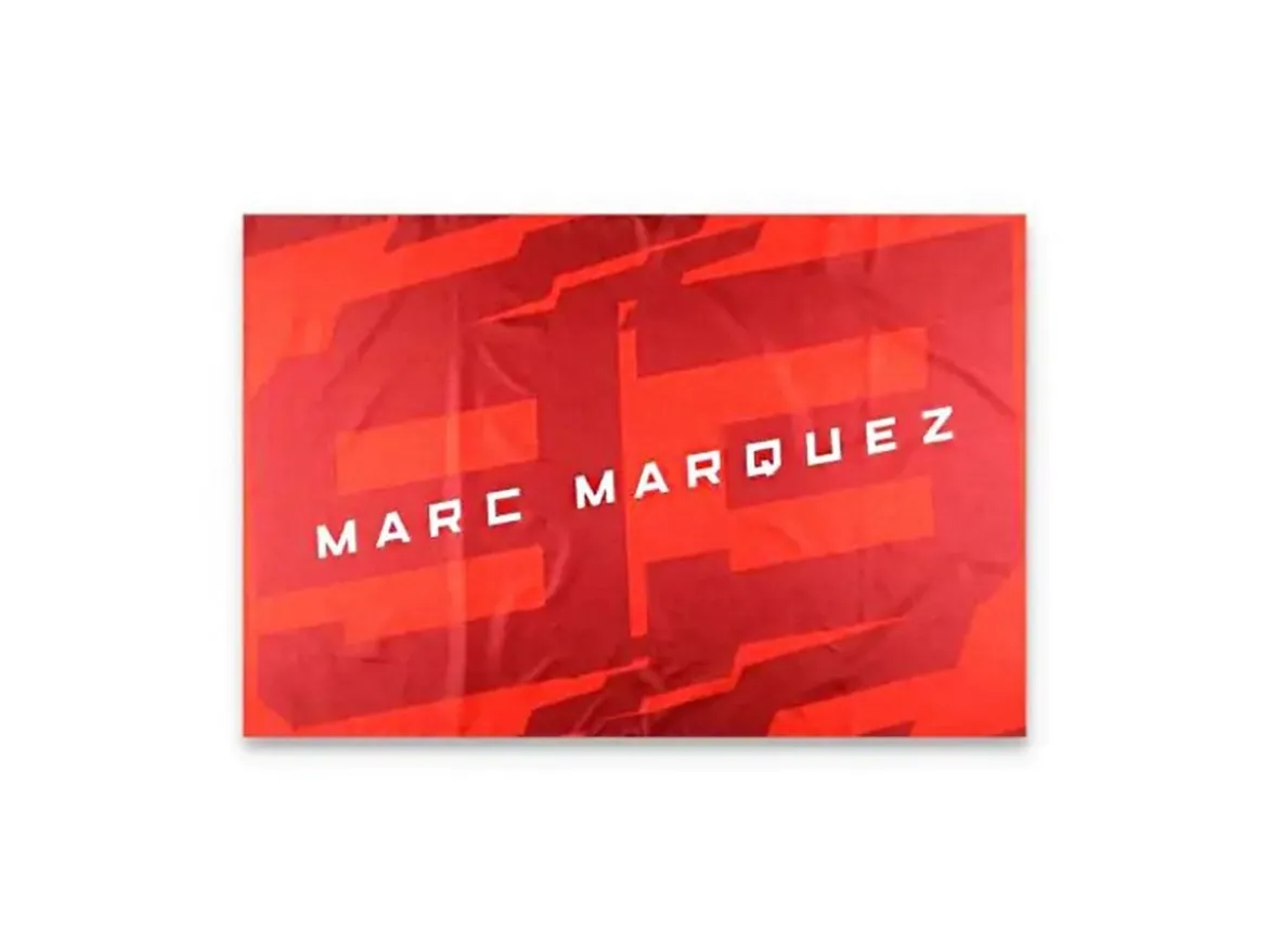 2553009 BANDIERA UFFICIALE MARC MARQUEZ 93 PATTERN RETTANGOLI