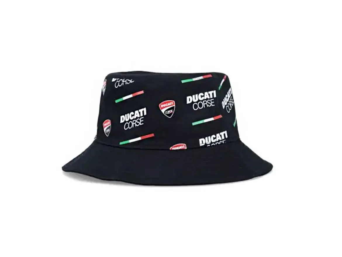 2446005 CAPPELLO PESCATORE UFFICIALE DUCATI CORSE ALLOVER LOGO
