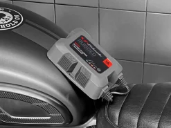 CARICABATTERIA + MANTENITORE CARICA 6-12V 1A RUGGED SPX 457 SCHUMACHER