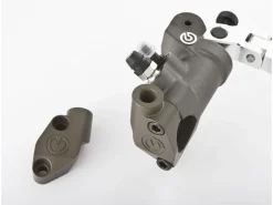 CAVALLOTTO SUPPORTO SPECCHIO POMPA FRIZIONE BREMBO RADIALE MOTOCORSE