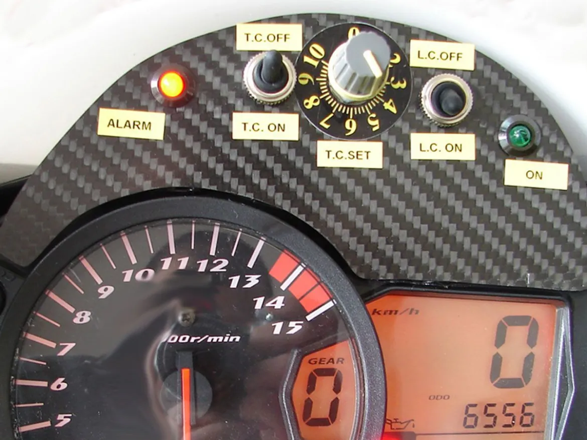 CONTROLLO DI TRAZIONE IRC COMPONENTS HONDA CBR 1000 RR-R / SP 2020-2024