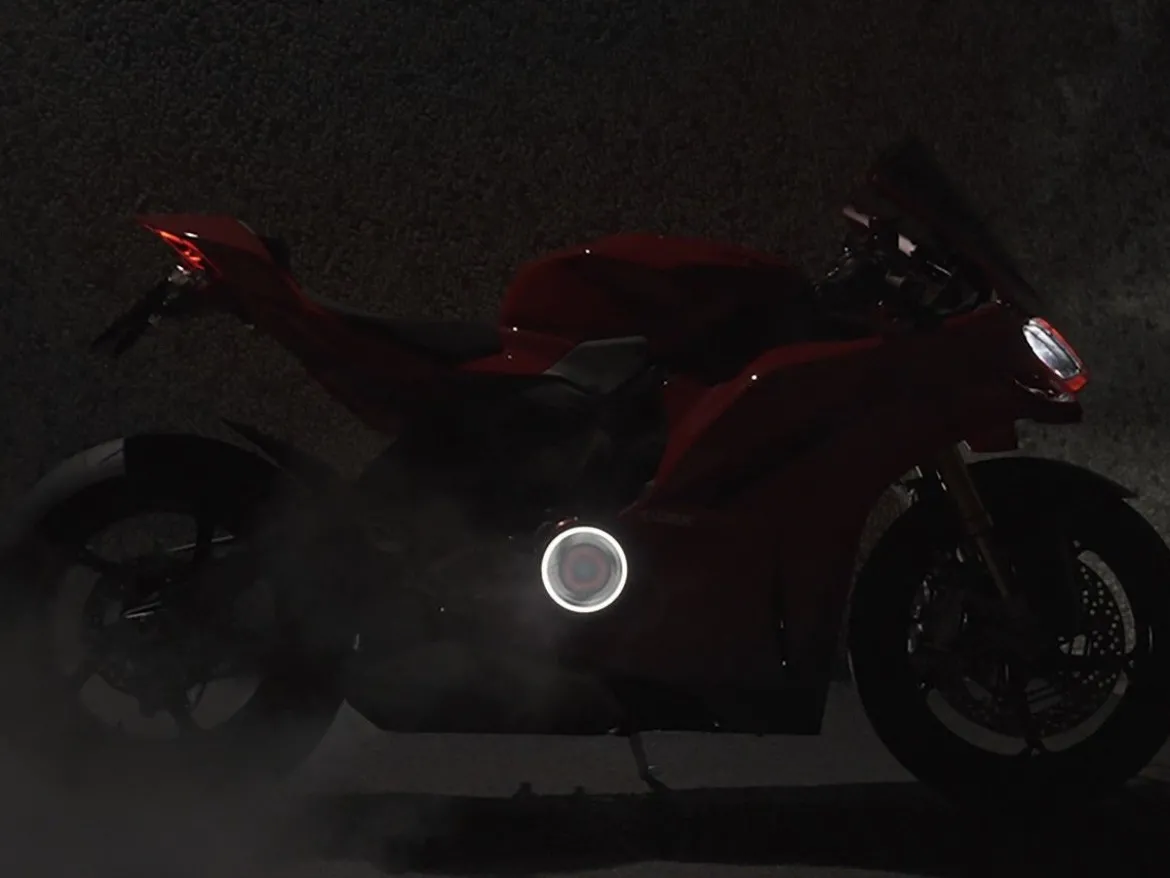 COPERCHIO FRIZIONE TRASPARENTE EVO LED DBK DUCATI PANIGALE 1199 / 1299 / R / S 2012-2017