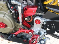COVER PIGNONE CNC RACING DUCATI HYPERMOTARD 698 MONO 2024