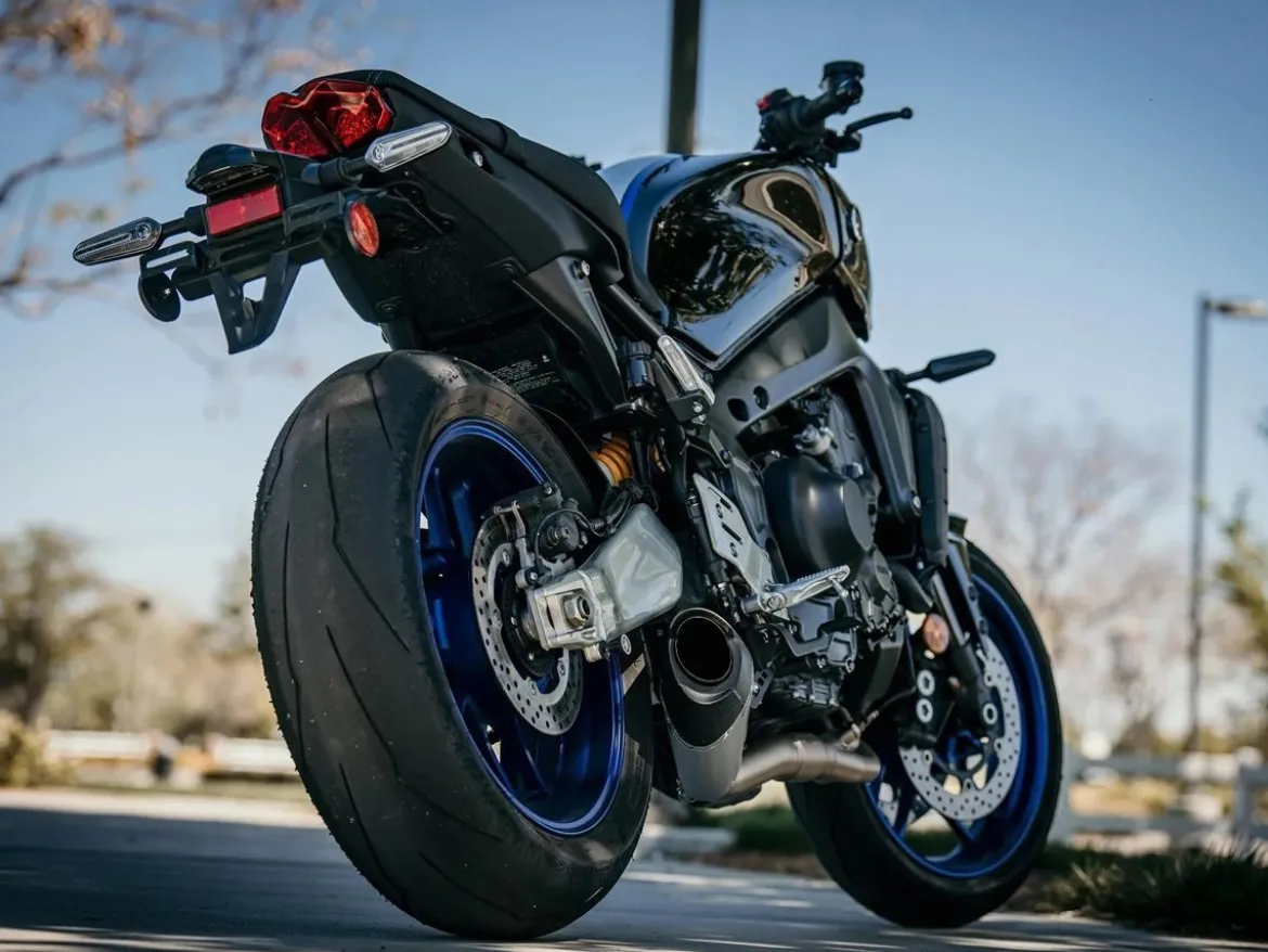 IMPIANTO COMPLETO RACING AT2 YOSHIMURA YAMAHA MT-09 2021-2024