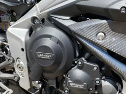 KIT COVER PROTEZIONE MOTORE GB RACING TRIUMPH STREET TRIPLE 765 / S / R / RS 2017-2026