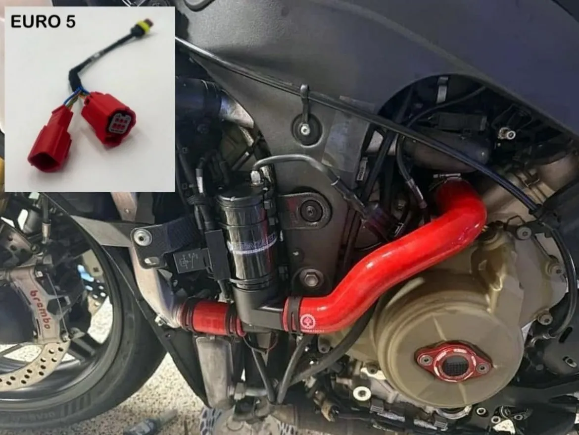 KIT POMPA ACQUA MAGGIORATA MONZATECH DUCATI PANIGALE V4 / S / R 2021-2024 EURO 5