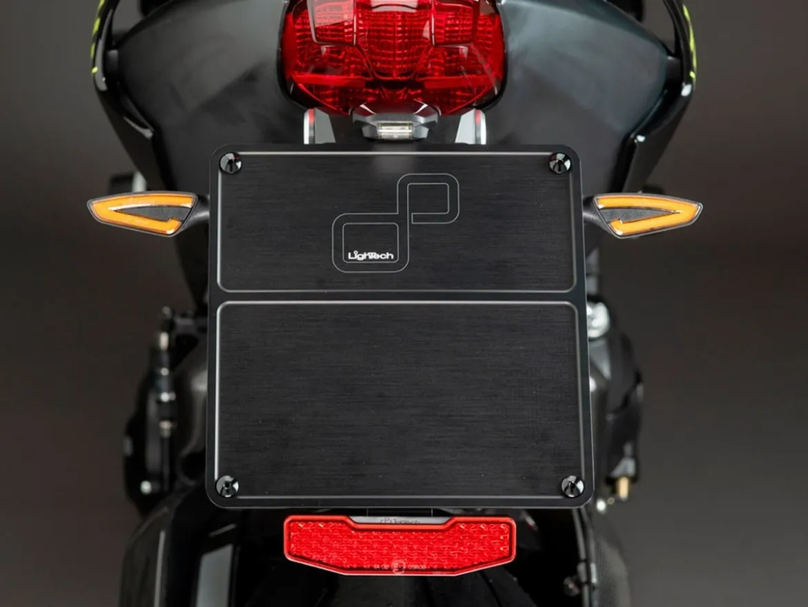KIT PORTATARGA ITA/DE/SLO LIGHTECH TRIUMPH STREET TRIPLE 765 / R / RS 2017-2025