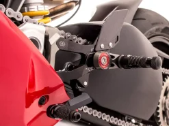 PEDANE ARRETRATE ALLUMINIO NERE GILLES TOOLING DUCATI PANIGALE V4 / S / R 2018-2022