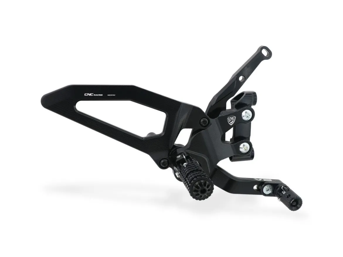 PEDANE REGOLABILI CNC RACING DUCATI STREETFIGHTER V2 2022-2024