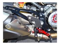 PEDANE REGOLABILI DBK DUCATI MONSTER 1200 2014-16