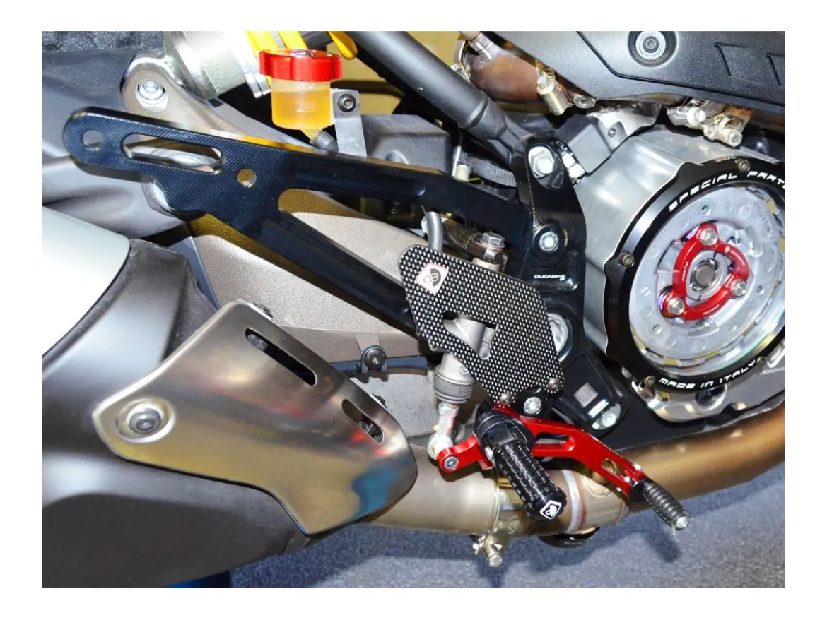 PEDANE REGOLABILI DBK DUCATI MONSTER 1200 2014-16