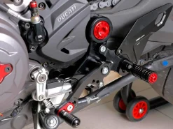 PEDANE REGOLABILI PILOTA CNC RACING DUCATI MONSTER 937 2021-2022