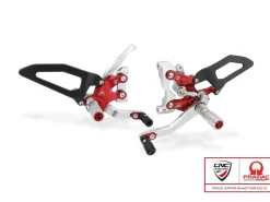 PEDANE REGOLABILI PRAMAC EDITION CNC RACING DUCATI STREETFIGHTER V2 2022-2024