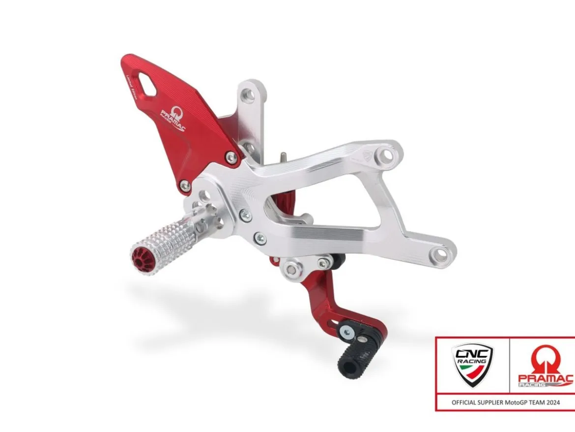 PEDANE REGOLABILI PRAMAC LIMITED EDITION CNC RACING DUCATI PANIGALE V4 / S 2025