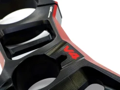 PIASTRE DI STERZO SUPERIORE BICOLOR CNC RACING DUCATI PANIGALE V4 / S / R 2018-2024
