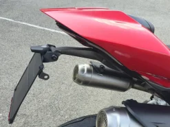 PORTA TARGA REGOLABILE CARBONIO CNC RACING DUCATI STREETFIGHTER V2 / S 2025