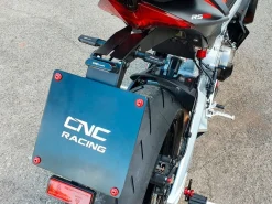PORTA TARGA REGOLABILE CNC RACING APRILIA RSV4 / TUONO V4 2021-2022