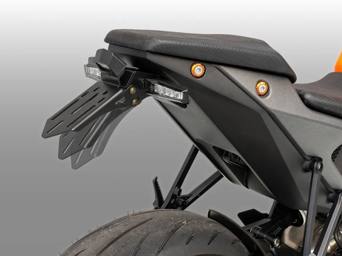 PORTATARGA REGOLABILE DBK KTM SUPER DUKE 1390 R / EVO 2024