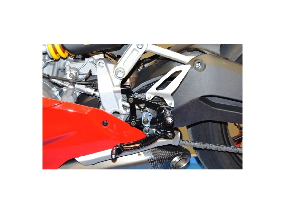 PR119903 PEDANE REGOLABILI DBK DUCATI PANIGALE V2 2020-2023