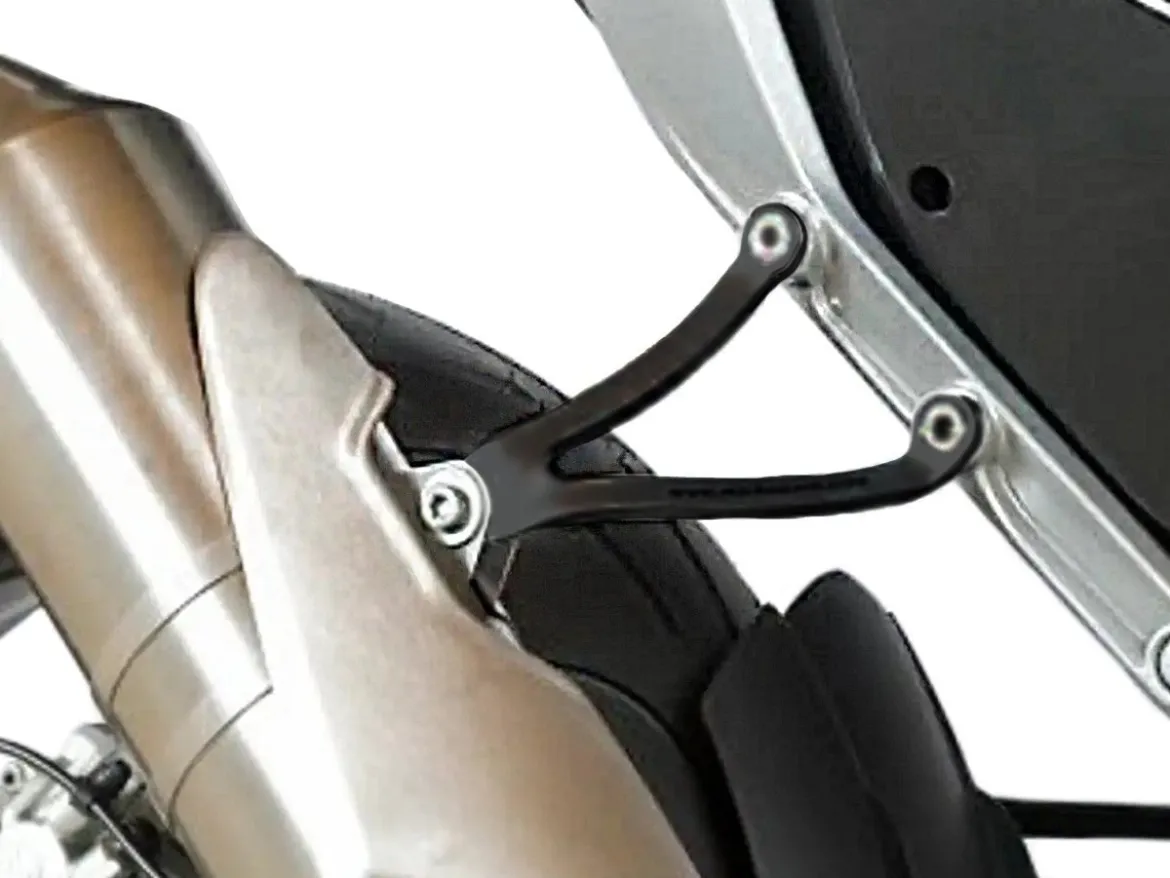 STAFFA SUPPORTO SCARICO R&G KTM DUKE 690 R / III