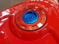 TAPPO SERBATOIO CARBURANTE PRAMAC RACING CNC RACING DUCATI STREETFIGHTER V4 / S / SP2 2020-2023